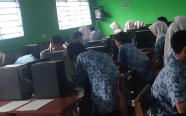 Siswa Kelas IX SMP N 3 Imogiri Selesaikan TKAD Gelombang 2 dengan Optimisme Tinggi