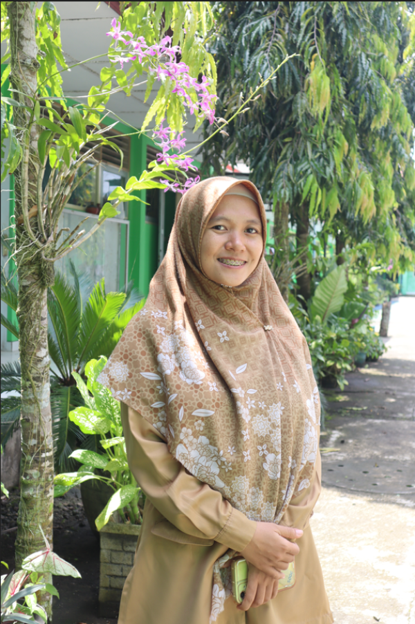 Nita Novianti , S.Pd
