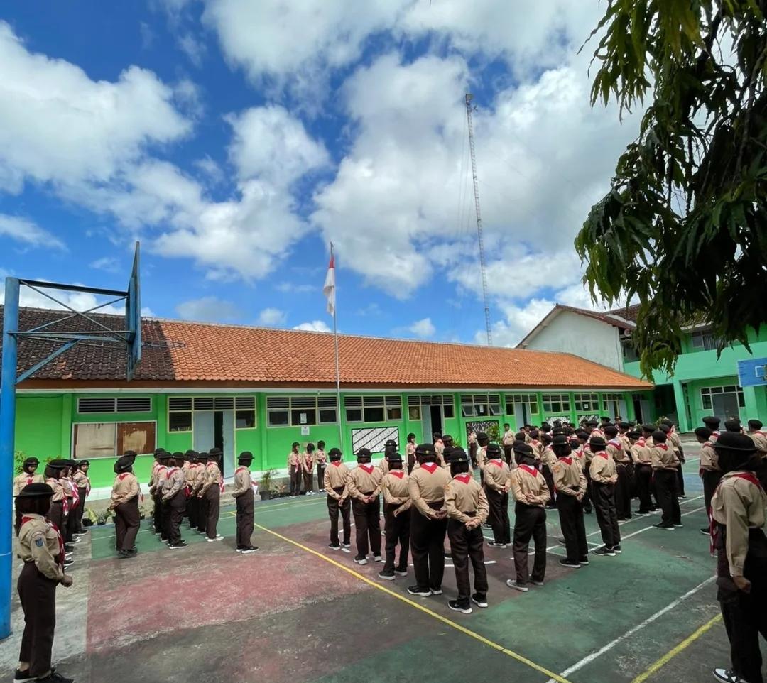 Tumbuhkan Jiwa Ksatria Penggalang, Siswa Kelas VII SMP N 3 Imogiri Siap Taklukkan Lomba Tingkat di Kalak Ijo